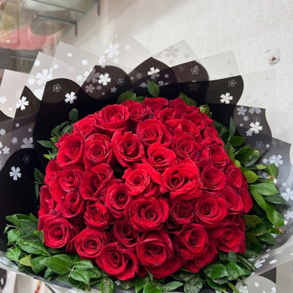 Red Rose & White Gladiolus Statement Bouquet