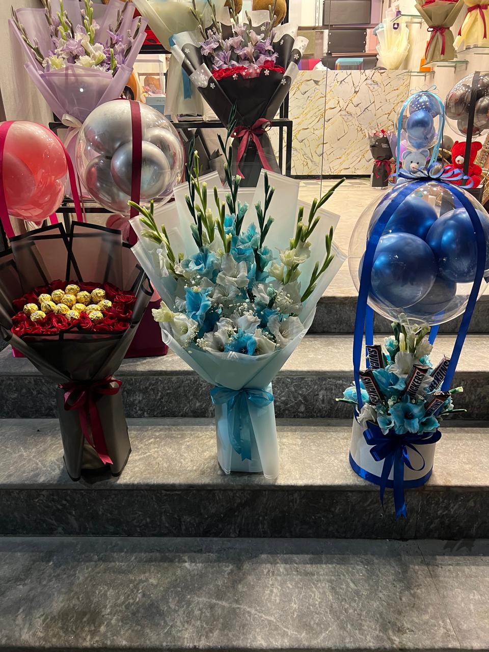 7b7e97cb-020f-4dd0-9303-657c216612ec Premium Red Rose & Ferrero Rocher Chocolate Bouquet - Image 1